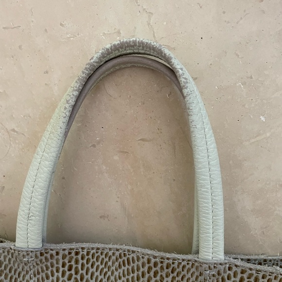 Sorial White and beige mini tote purse with strap - Picture 4 of 10